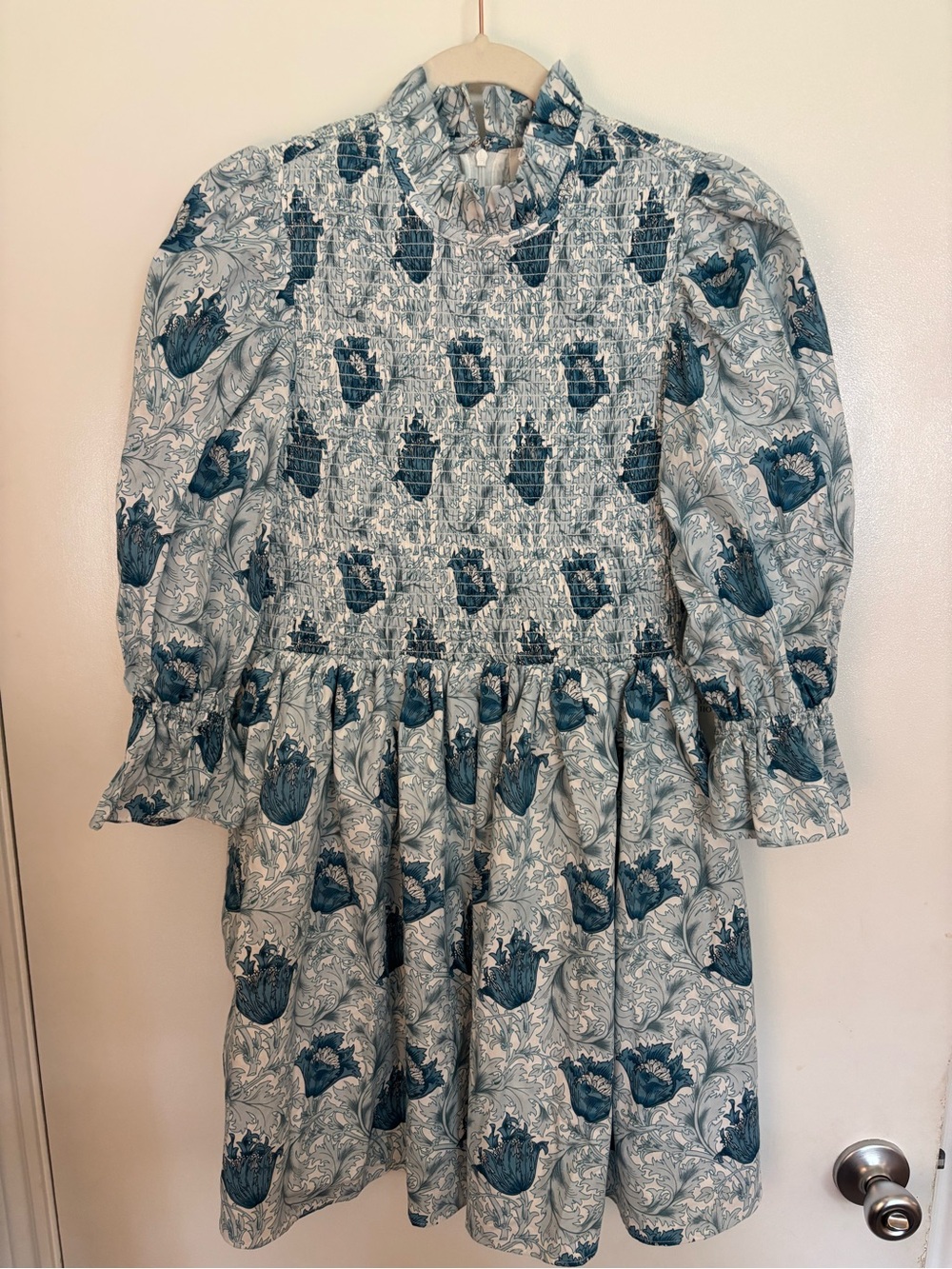 Women’s' Blue Floral Smocked Hyacinth House Dress